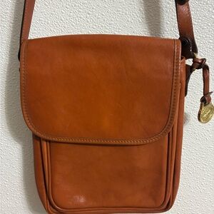 Brahmin Tan Leather Crossbody Bag 10 x 8